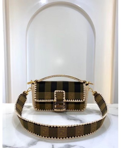 BAGUETTE FENDI