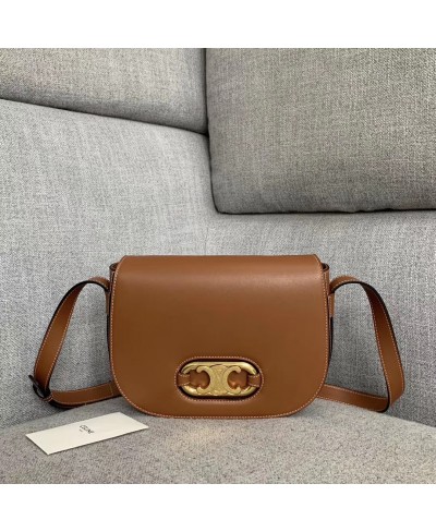 CELINE MEDIUM MAILLON TRIOMPHE BAG IN SATINATED CALFSKIN