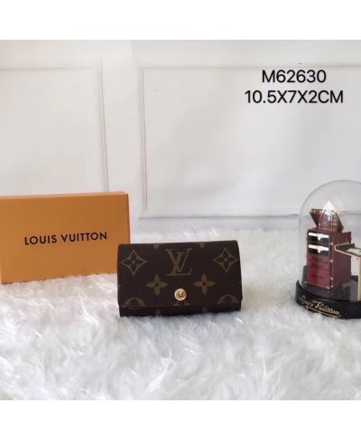 LOUIS VUITTON 6 KEY HOLDER