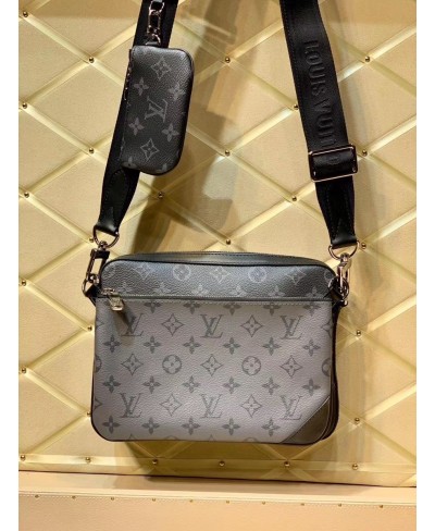 LOUIS VUITTON TRIO MESSENGER