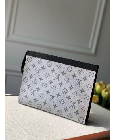 LOUIS VUITTON POCHETTE VOYAGE MM