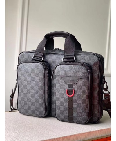 LOUIS VUITTON UTILITY BUSINESS BAG