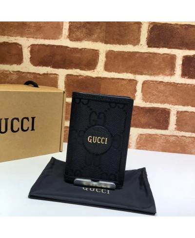 GUCCI Gucci Off The Grid passport case