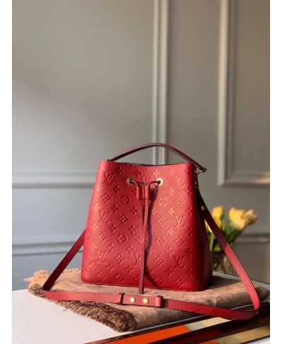 LOUIS VUITTON NÉONOÉ MM