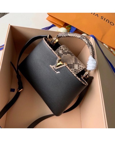 BORSA CAPUCINES BB LOUIS VUITTON