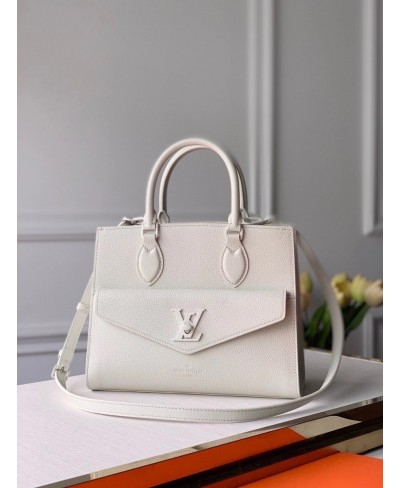 LOUIS VUITTON LOCKME TOTE PM