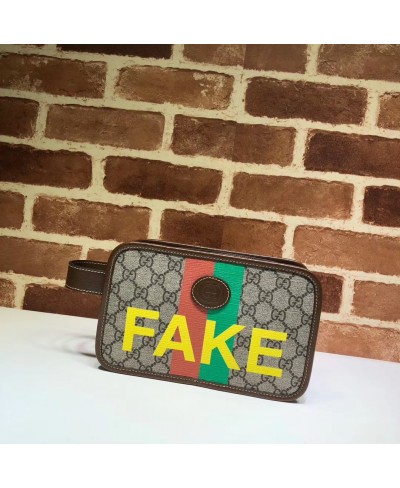 Porta cosmetici con stampa 'Fake/Not' GUCCI