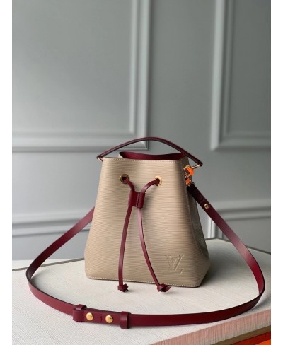 LOUIS VUITTON NÉONOÉ BB