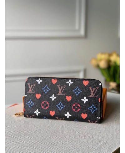 LOUIS VUITTON GAME ON ZIPPY WALLET