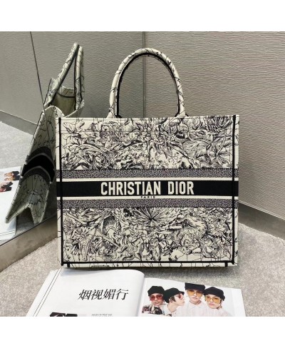 CHRISTIAN DIOR DIOR BOOK TOTE