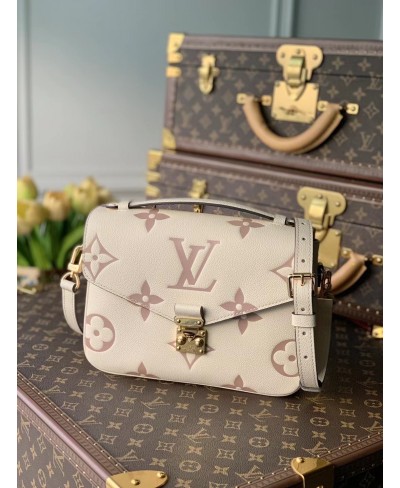 POCHETTE MÉTISLOUIS VUITTON