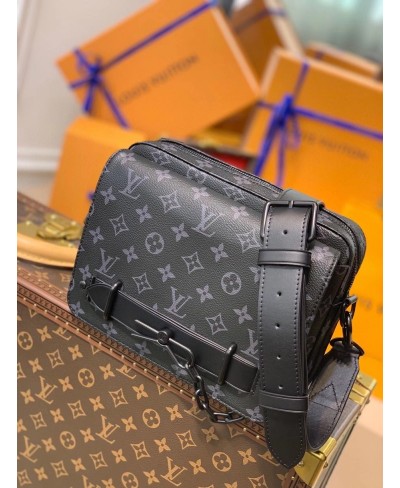 LOUIS VUITTON STEAMER MESSENGER