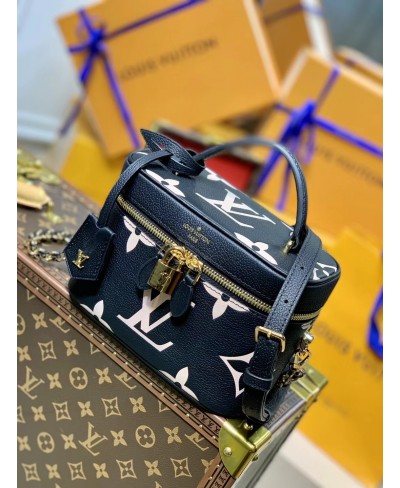 LOUIS VUITTON VANITY PM