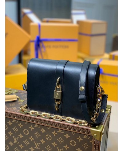 LOUIS VUITTON RENDEZ-VOUS