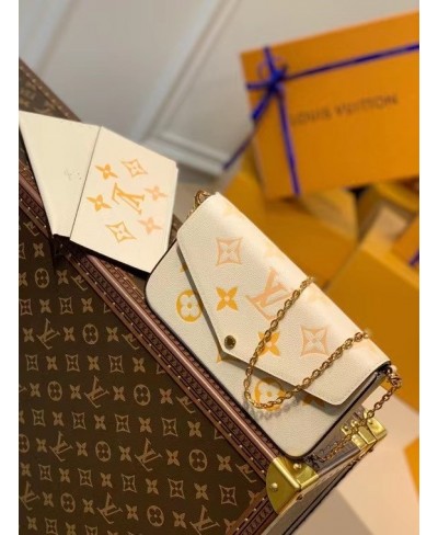 LOUIS VUITTON FÉLICIE POCHETTE