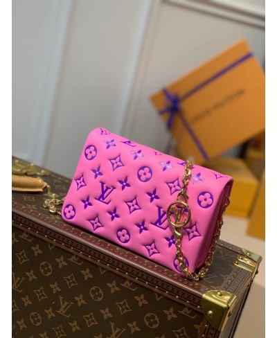 LOUIS VUITTON POCHETTE COUSSIN