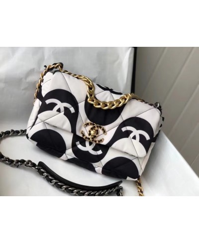 CHANEL 19 HANDBAG