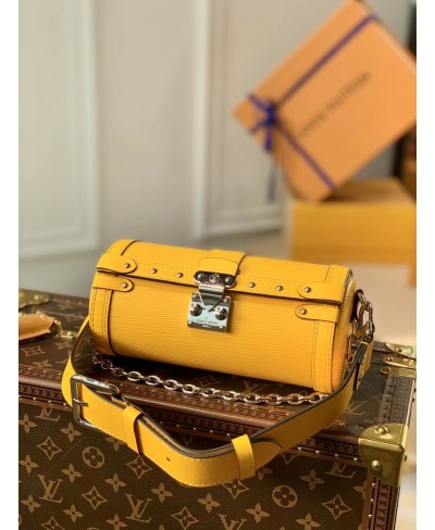 LOUIS VUITTON PAPILLON TRUNK