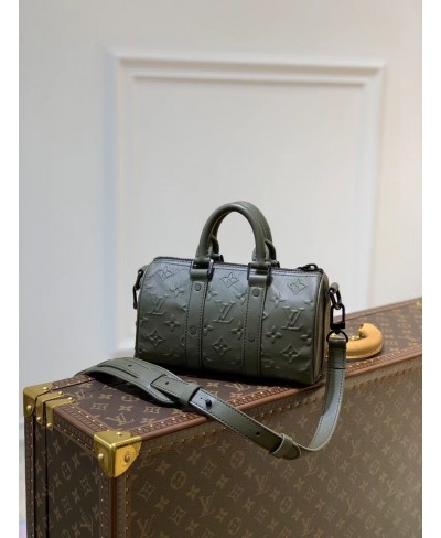 LOUIS VUITTON KEEPALL XS