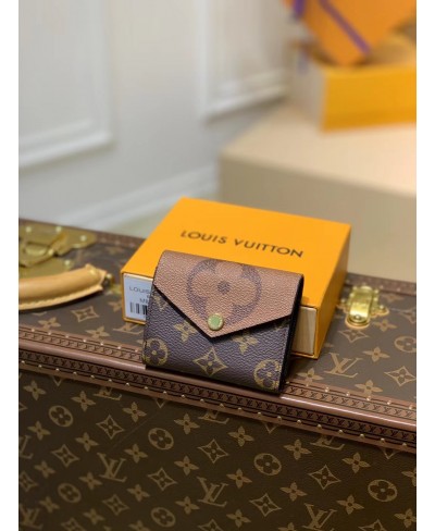 LOUIS VUITTON ZOÉ WALLET