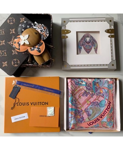 FOULARD LE TOUT PARIS LOUIS VUITTON