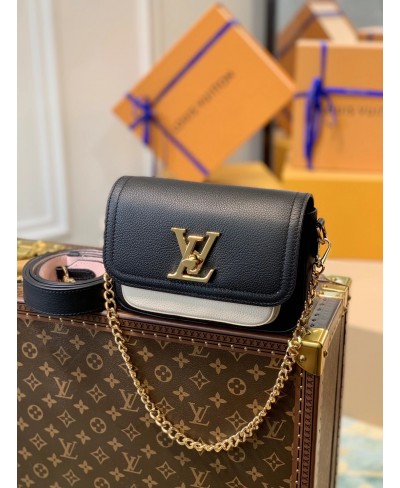 LOUIS VUITTON LOCKME TENDER