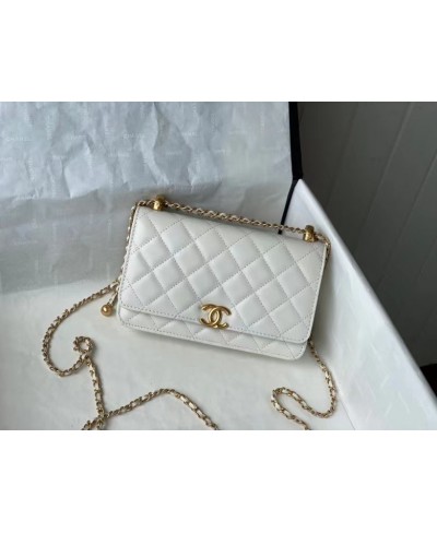 CHANEL WALLET ON CHAIN