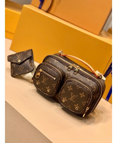 LOUIS VUITTON UTILITY CROSSBODY