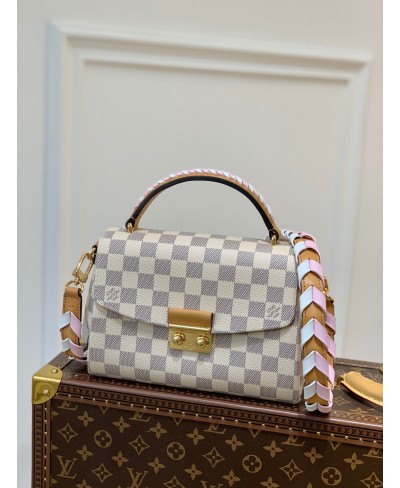 LOUIS VUITTON CROISETTE