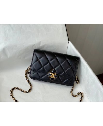 CHANEL WALLET ON CHAIN