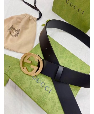 GUCCI Leather belt with interlocking G buckle