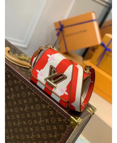 LOUIS VUITTON TWIST PM