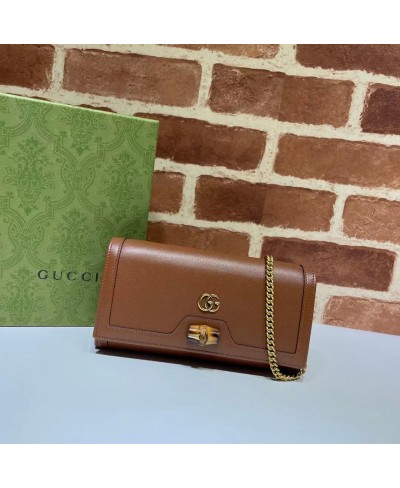 Portafoglio con catena Gucci Diana GUCCI