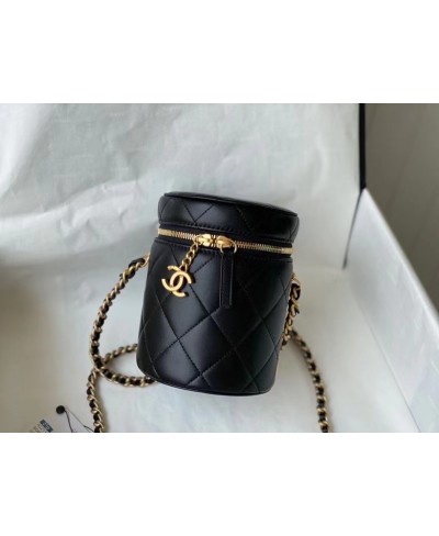 CHANEL SMALL VANITY CASE