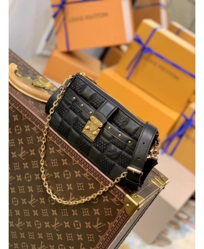 POCHETTE TROCA LOUIS VUITTON