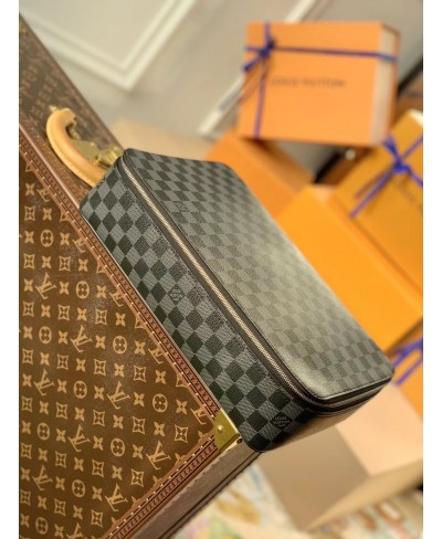 LOUIS VUITTON PACKING CUBE GM