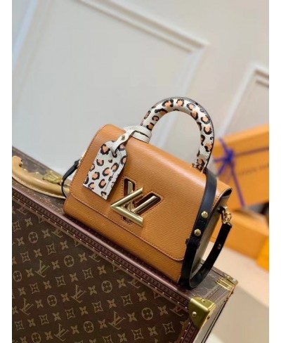 LOUIS VUITTON TWIST MM