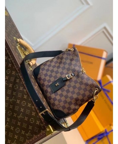 LOUIS VUITTON ODÉON PM