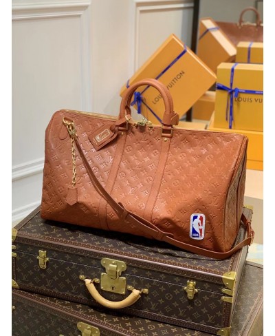 LOUIS VUITTON KEEPALL BANDOULIÈRE 55 LVXNBA