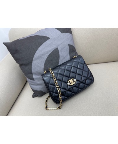 CHANEL SMALL FLAP BAG