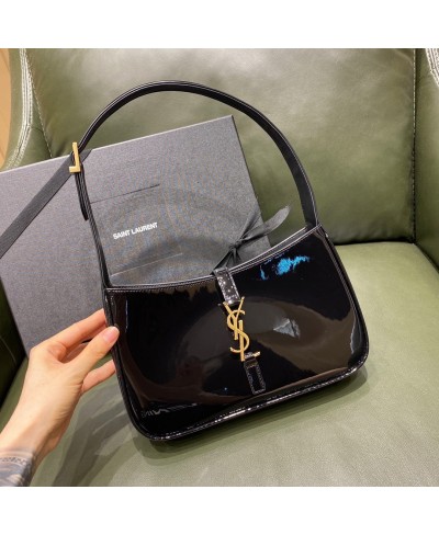 SAINT LAURENT LE 5 À 7 HOBO BAG IN PATENT LEATHER (ORIGINAL LEATHER)