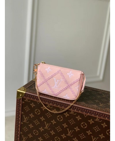 LOUIS VUITTON MINI POCHETTE ACCESSOIRES