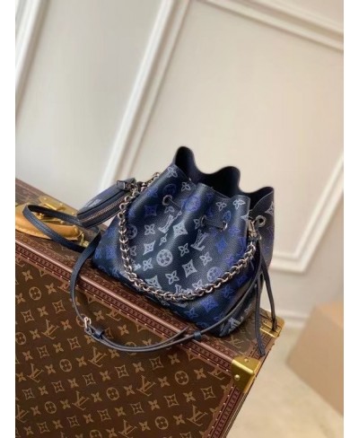 LOUIS VUITTON BELLA