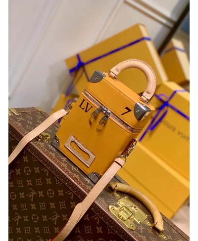 LOUIS VUITTON VERTICAL BOX TRUNK