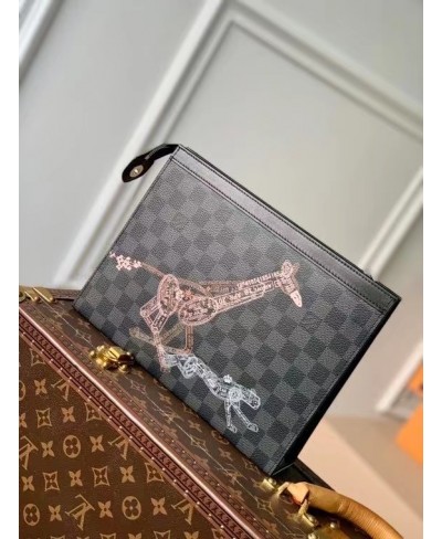 LOUIS VUITTON POCHETTE VOYAGE MM