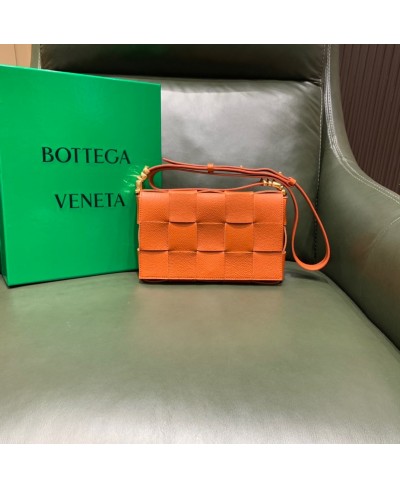 BOTTEGA VENETA CASSETTE