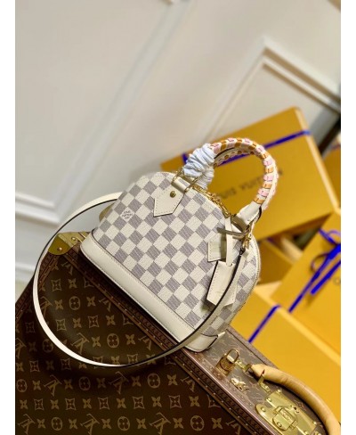 LOUIS VUITTON ALMA BB