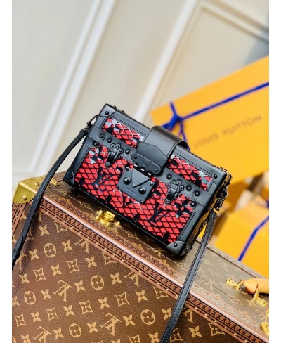 LOUIS VUITTON PETITE MALLE