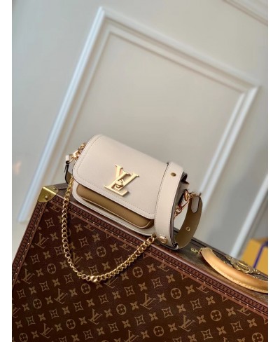 LOUIS VUITTON LOCKME TENDER