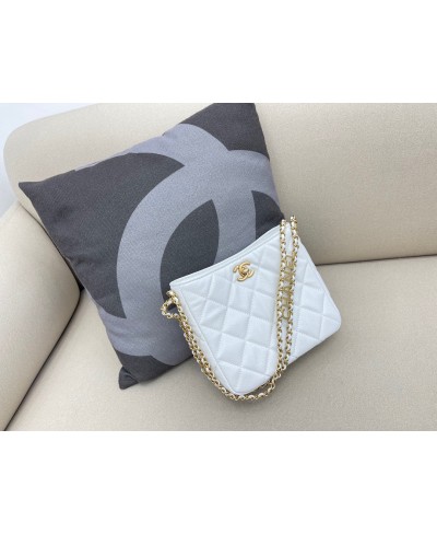 CHANEL SMALL HOBO BAG